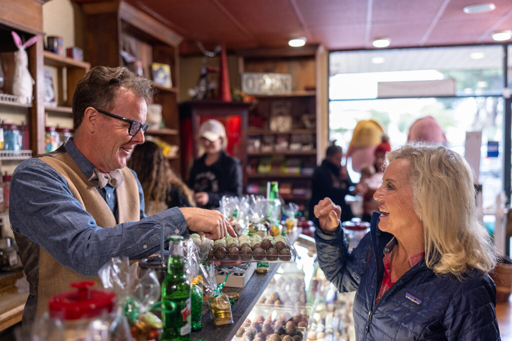 VisitSimiValley DrConkeys